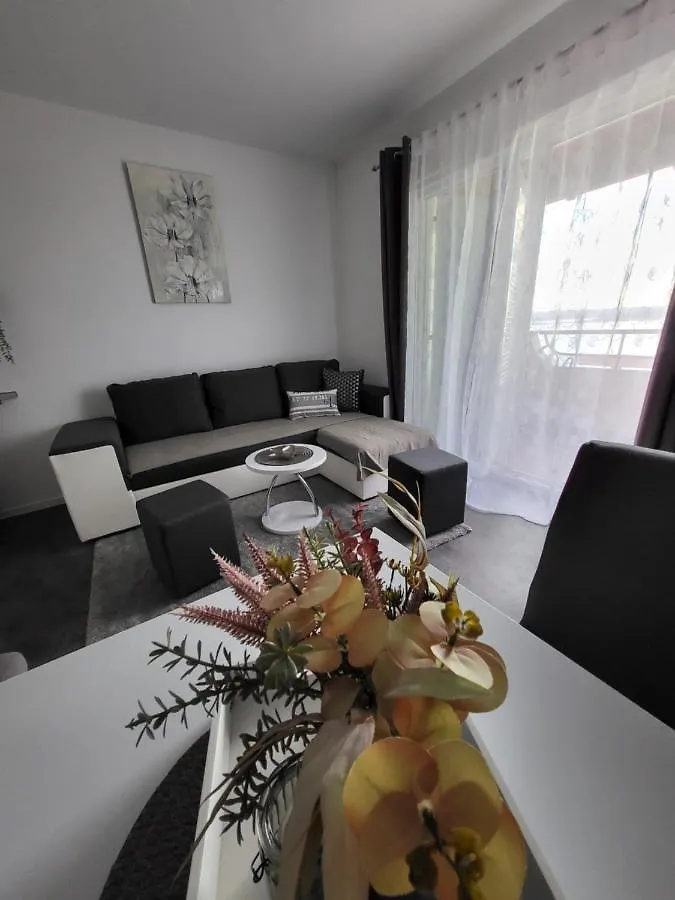 Apartmani Andiks Dramalj 0*,