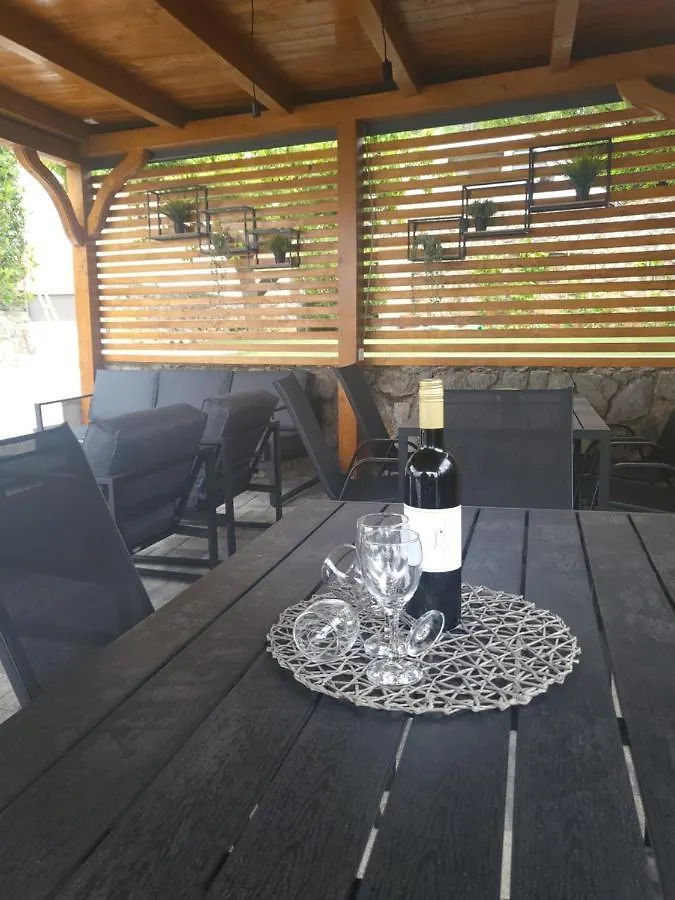 Apartamento Apartmani Andiks Dramalj